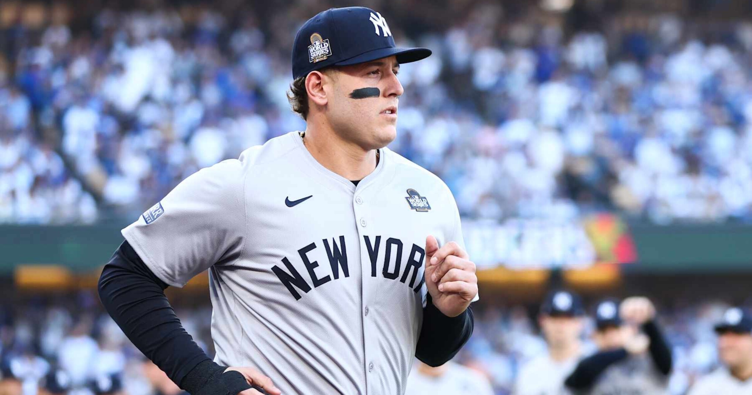 Anthony Rizzo Unsure of Yankees Contract: ‘Talk with Cash, See What They’re Thinking’