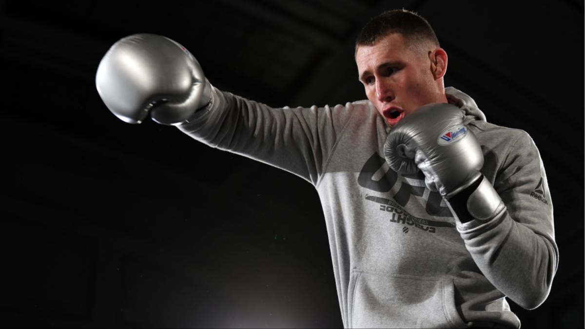 Darren Till claims he’ll kick Tommy Fury in the “face” if he’s losing in their boxing match